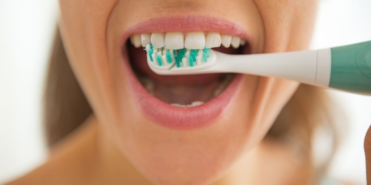 Brushing teeth